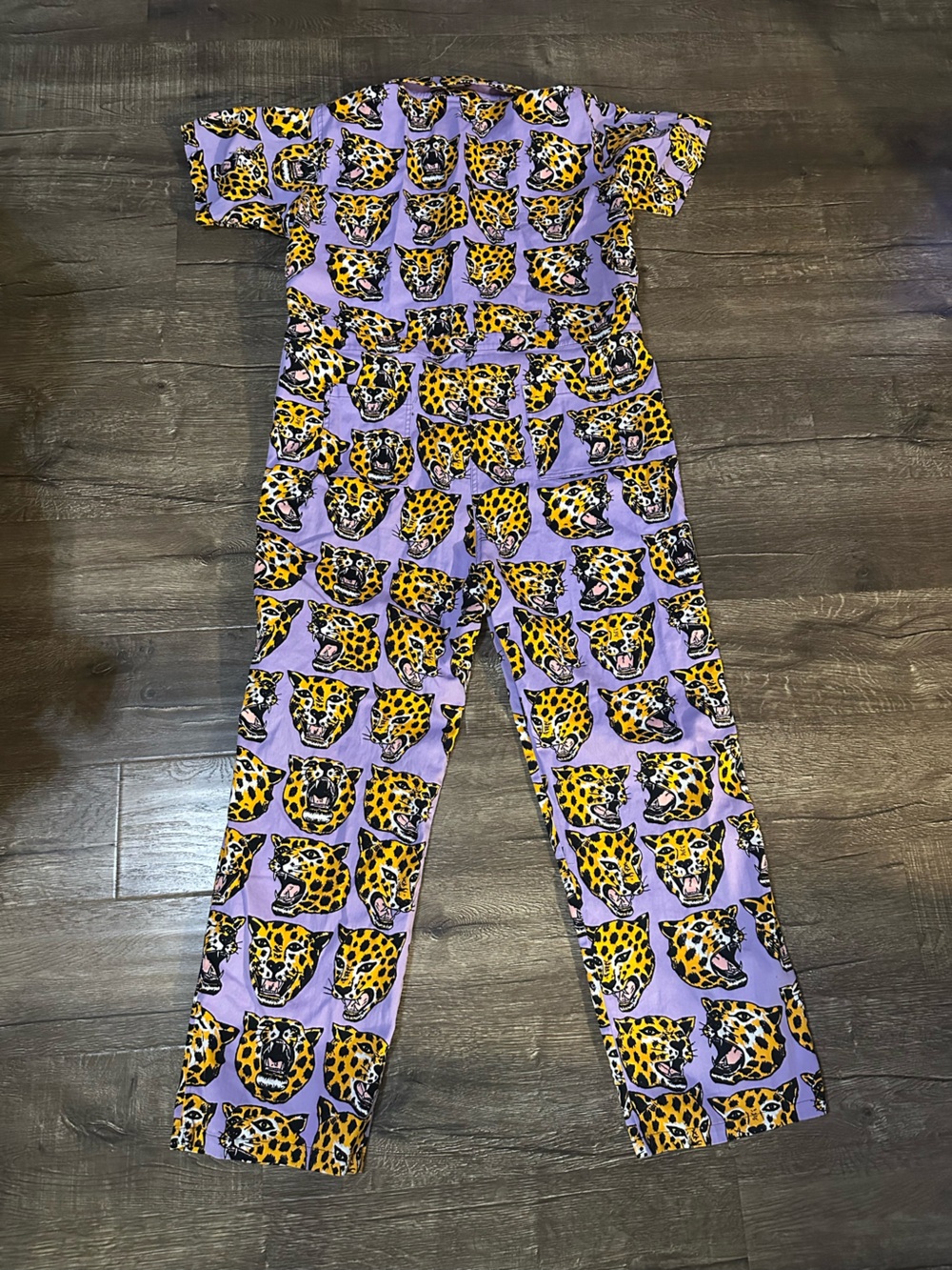 Nooworks Lilac will Jumpsuit with Yellow cheetah head print - Picture 5 of 7